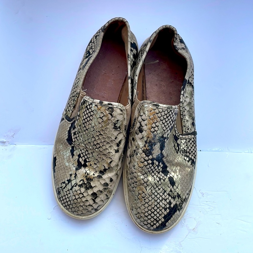 TIME AND TRU SNAKE Skin SLIP ON gold and black SIZE 10
